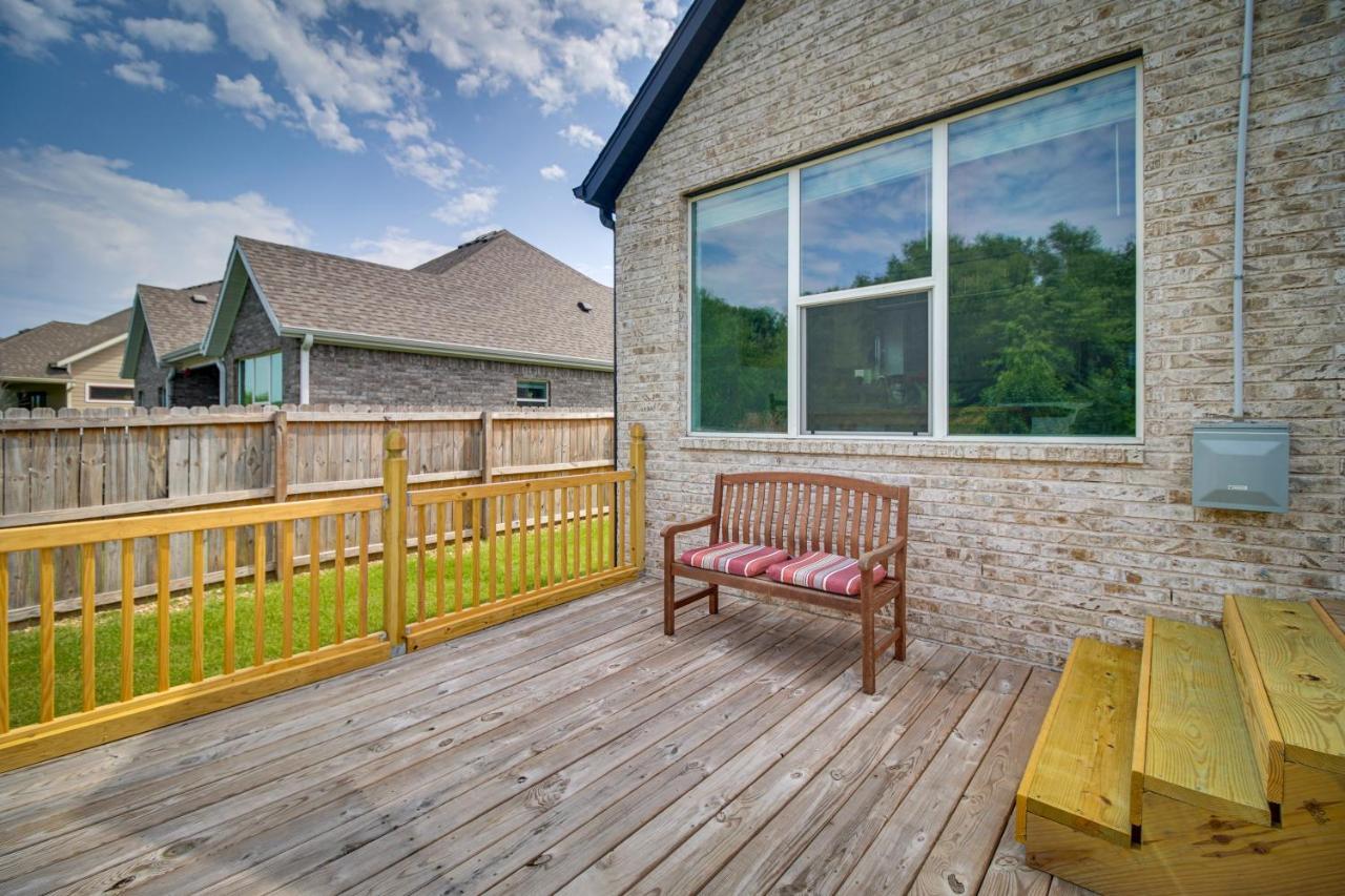 Fayetteville Vacation Rental With Deck And Shared Pool Exteriör bild